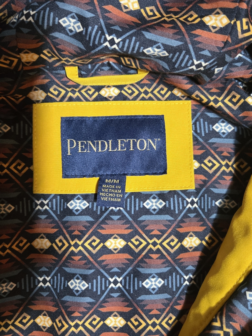 Pendleton Women's Hooded Waterproof Rain Jacket Medium - Picture 10 of 10